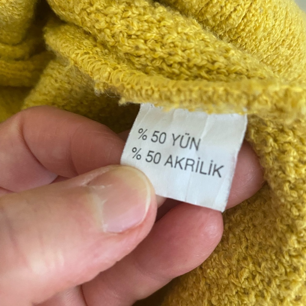 Women's Cardigan - Picture 8 of 13
